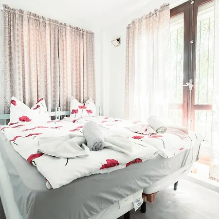 Appartement 3 Bedroom Amazing In *
